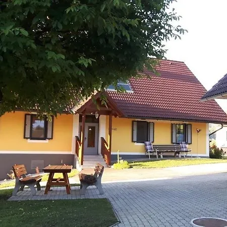 Urlaub Am Bauernhof Lipp Reiterer Gasthof Arnfels